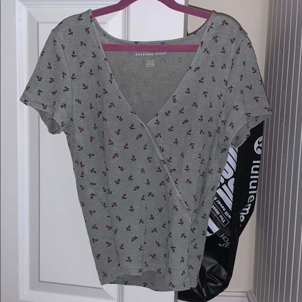 American Eagle T-shirt